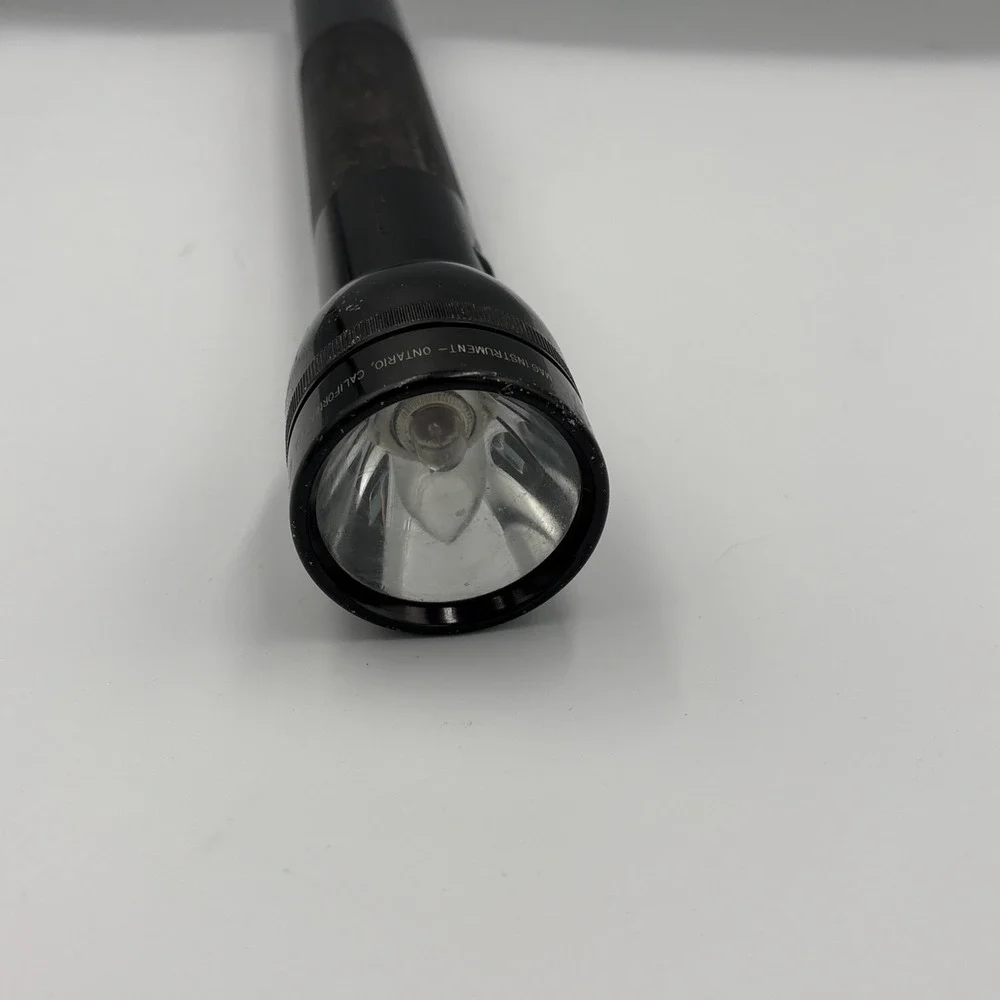 Vintage Maglite Flashlight 4D Cell Battery, Black 15